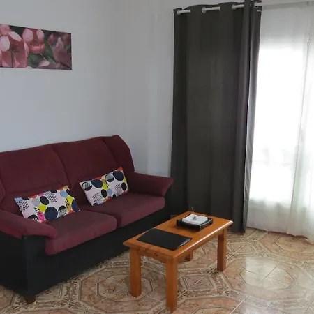 Apartamentos Orzola Апартаменты *