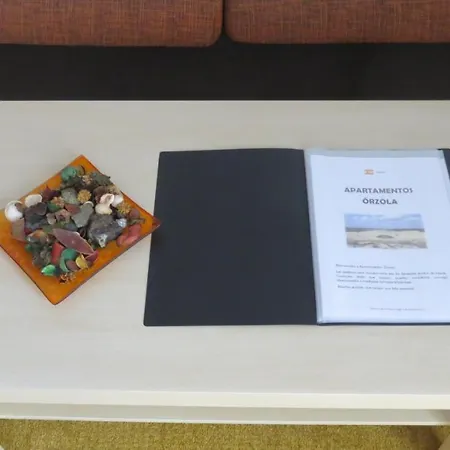 Apartamentos Orzola Апартаменты Орсола