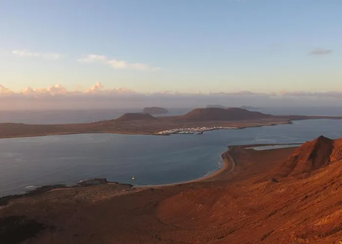 Apartamentos Orzola 아파트 오르솔라